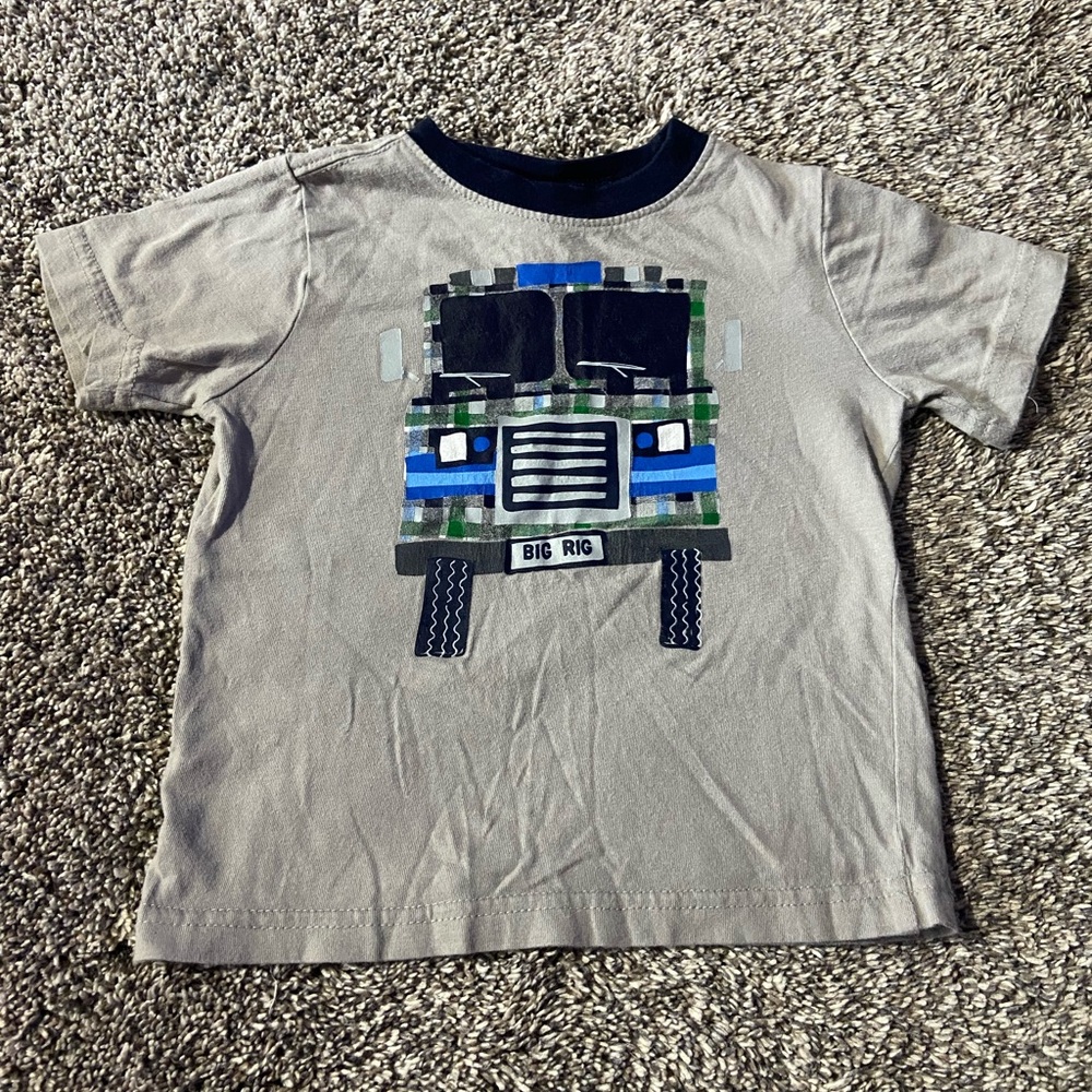 Gymboree Gray T-Shirt with Semi Design